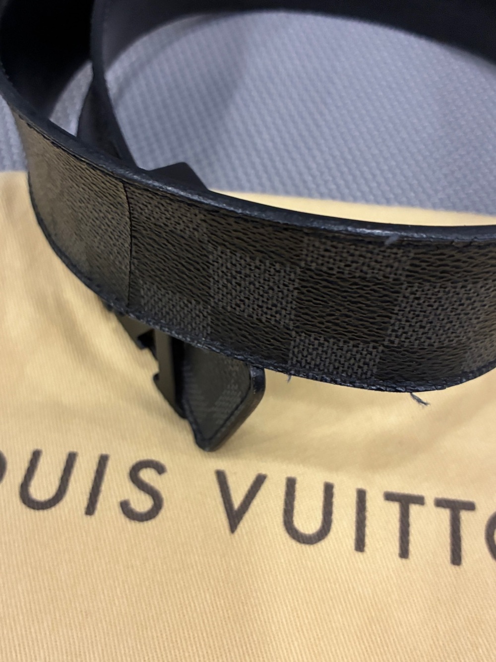 Louis Vuitton Damier Graphite LV Initiales Belt Size 38 Black Gray preowned - Picture 14 of 16